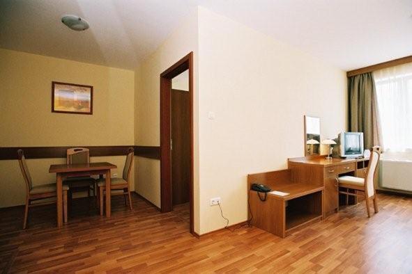 Panorama Wellness Apartman Hotel Hajduszoboszlo Room photo